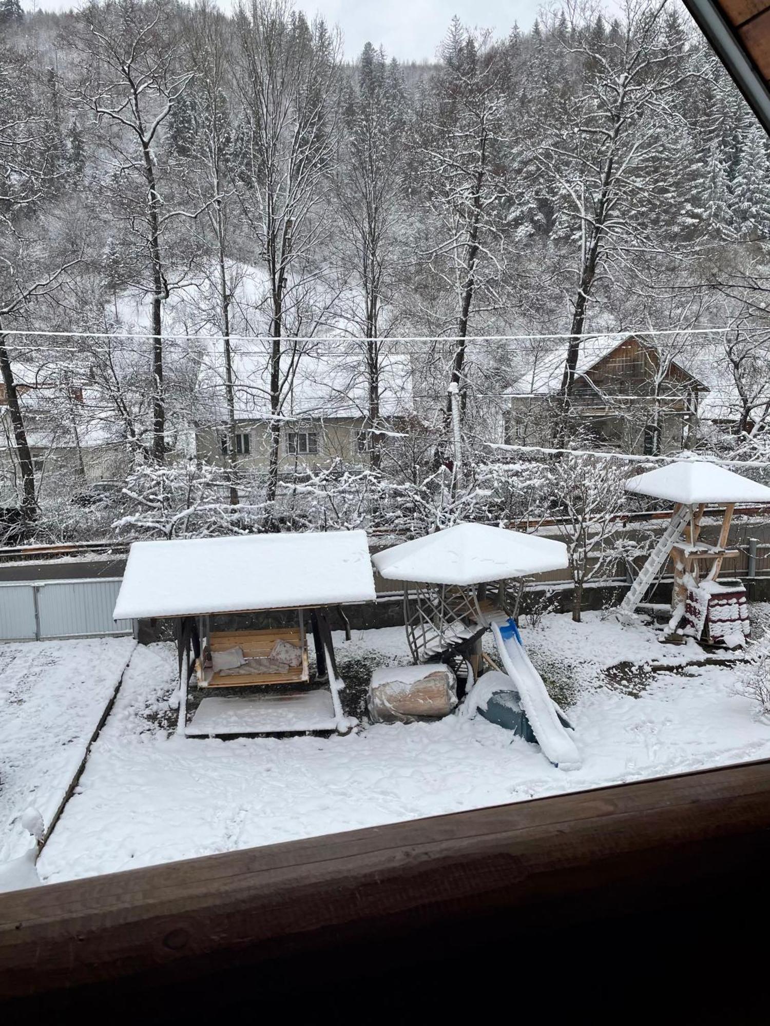 Садиба Between Mountains Mizhhirya  Exteriér fotografie